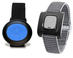 Deux modèles de bracelets alarme étanches